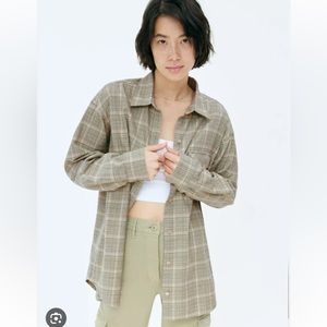 Aritzia Wilfred free Maria button up plaid